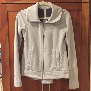Lululemon fleece jacket size 4